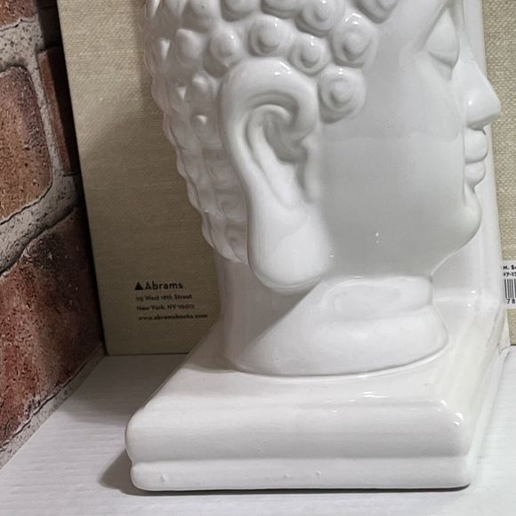 Buddha Bookends Set of 2 White Ceramic Oriental Zen Design Home Accent NWT - Picture 14 of 17